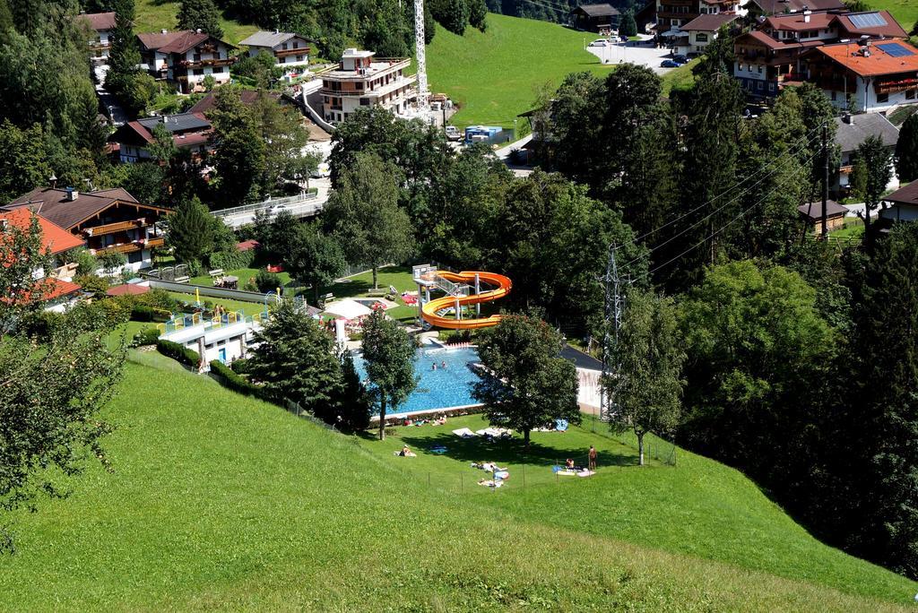 Roasnerhof Apartment Finkenberg Bilik gambar