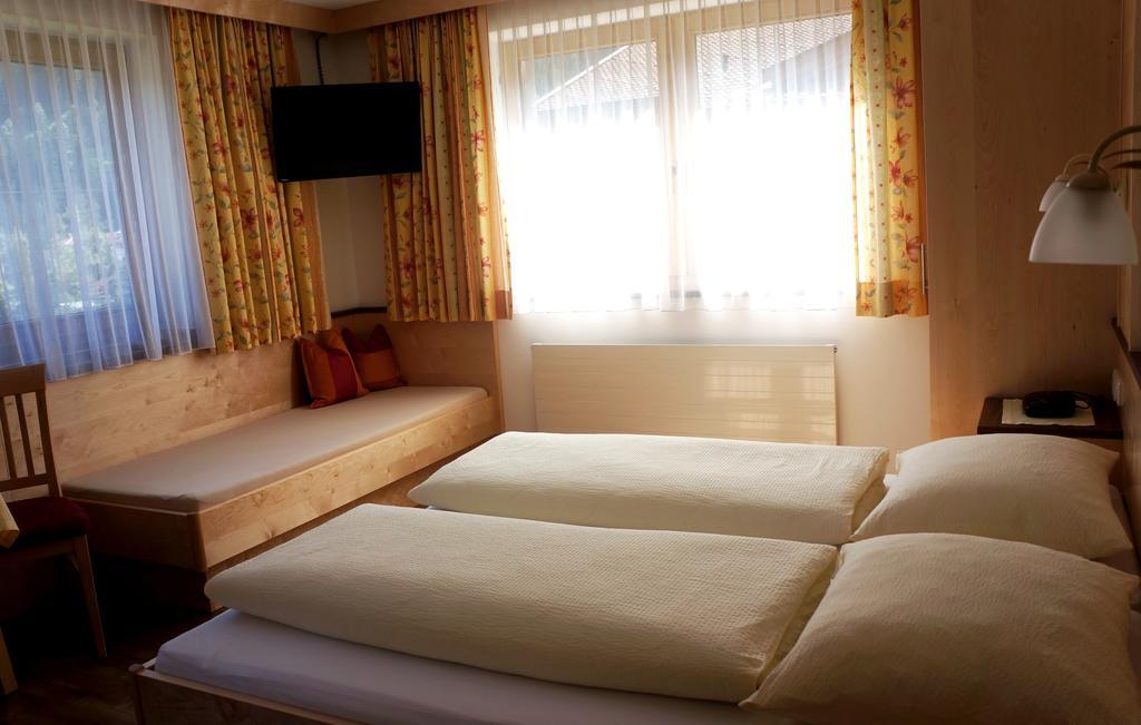 Roasnerhof Apartment Finkenberg Bilik gambar
