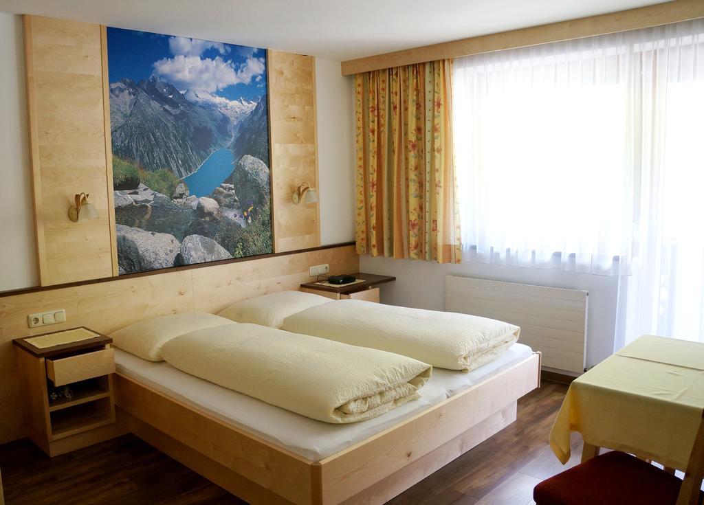 Roasnerhof Apartment Finkenberg Bilik gambar
