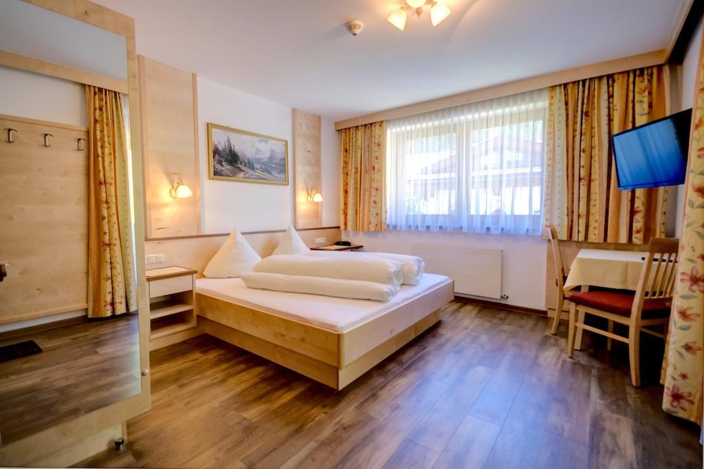 Roasnerhof Apartment Finkenberg Bilik gambar