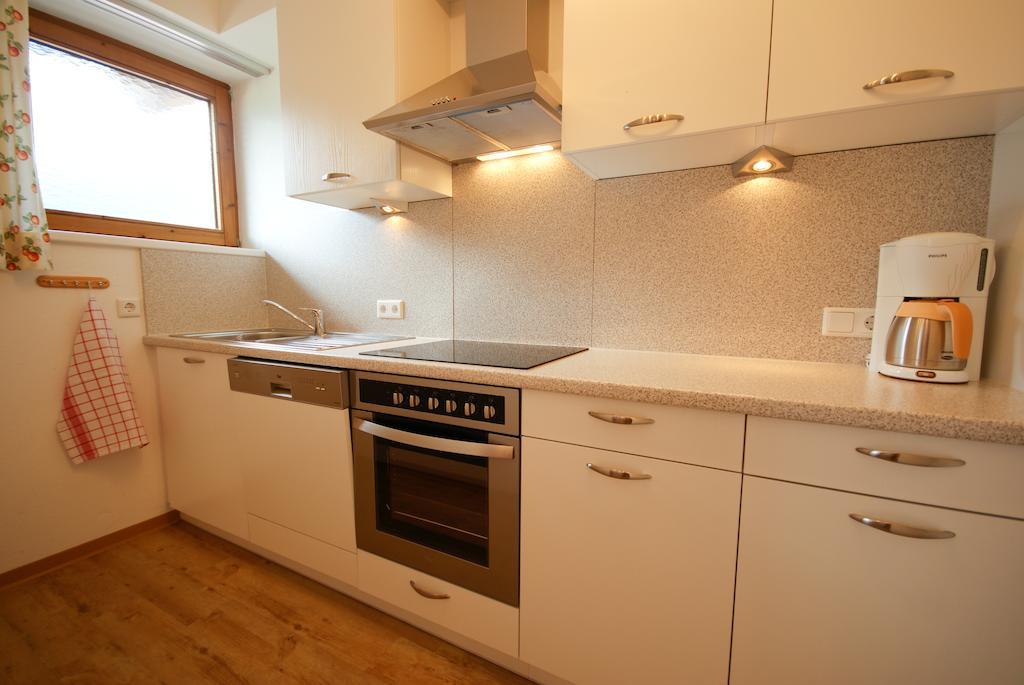 Roasnerhof Apartment Finkenberg Bilik gambar